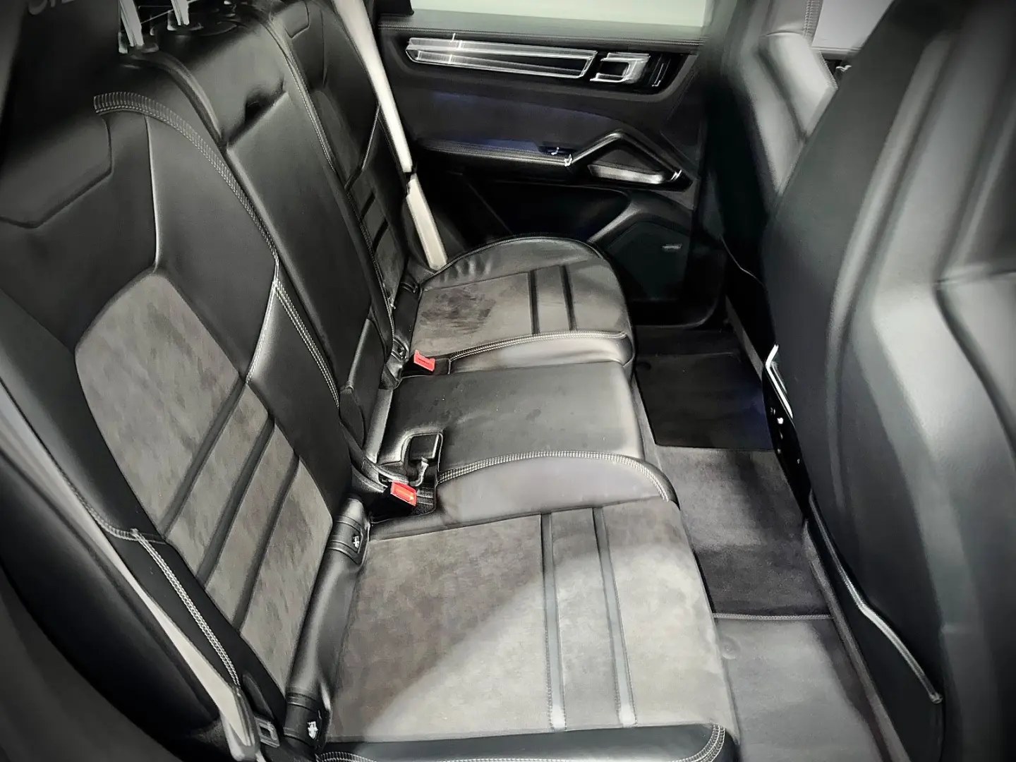 Cayenne GTS 05.2027 APPROVED Matrix-LED Navi