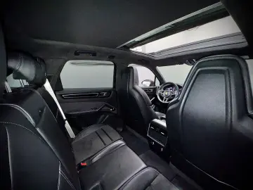 Cayenne GTS 05.2027 APPROVED Matrix-LED Navi