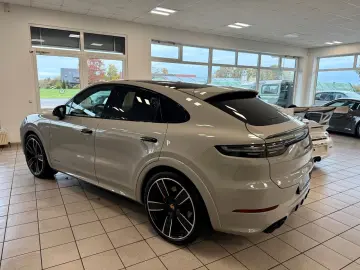 Cayenne Coupe GTS AHK ACC HeadUp 22Zoll