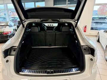 Cayenne Coupe GTS AHK ACC HeadUp 22Zoll