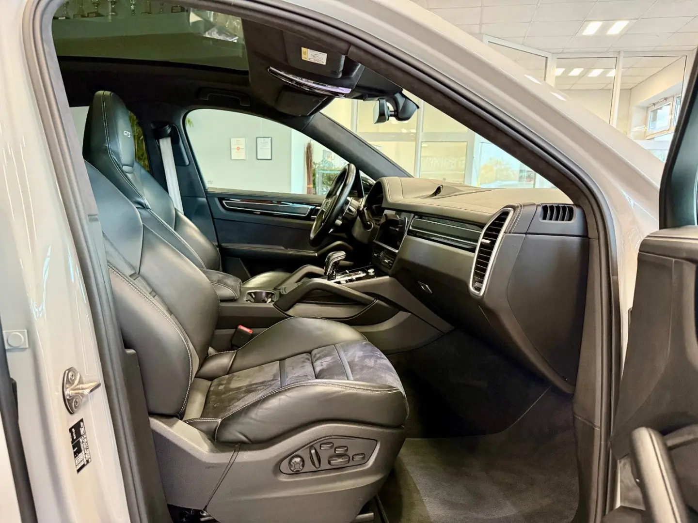 Cayenne Coupe GTS AHK ACC HeadUp 22Zoll