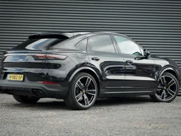 Cayenne Coupé 3.0   Pano   18-Voudig   NL Auto