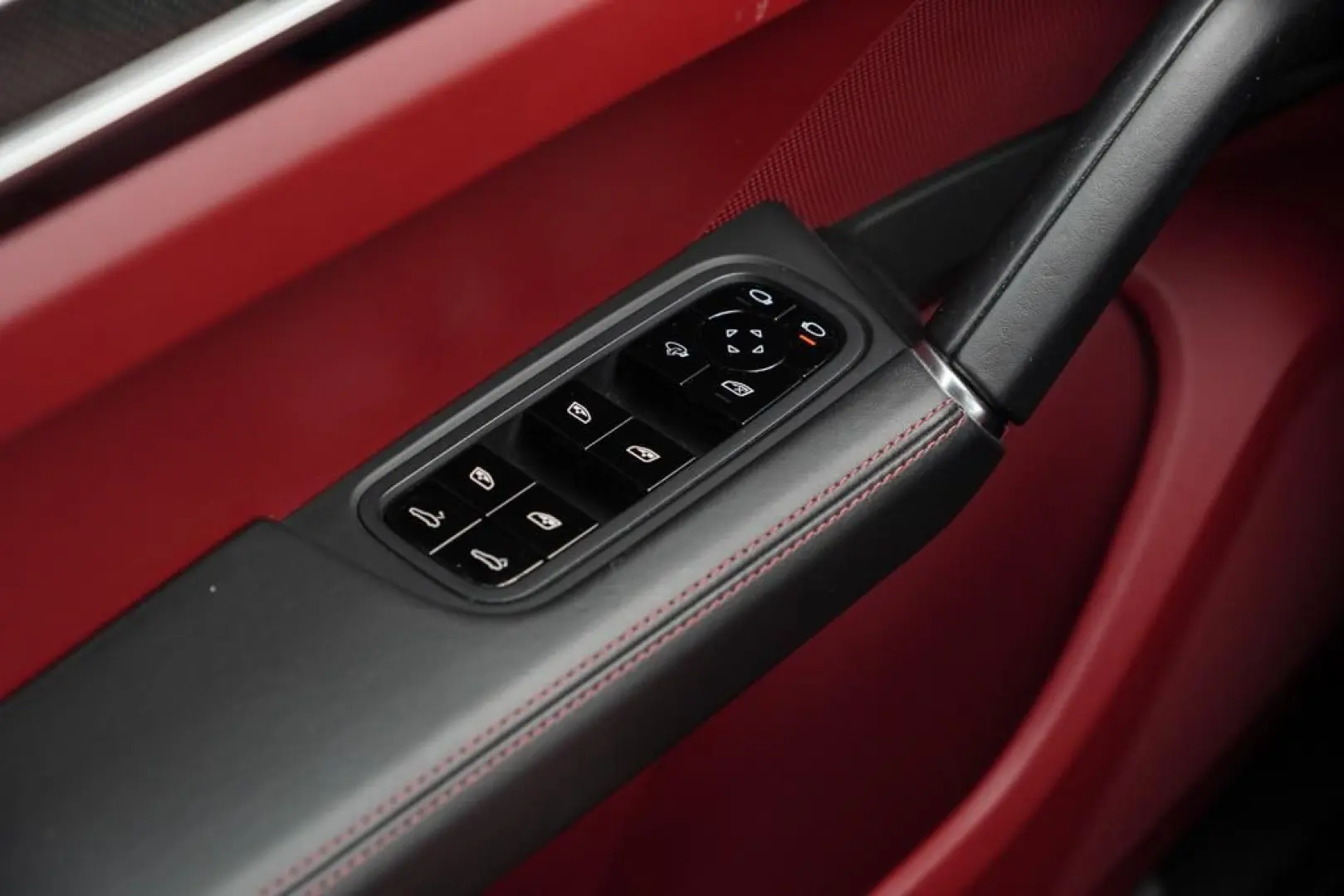 Cayenne Coupé 3.0   Pano   18-Voudig   NL Auto