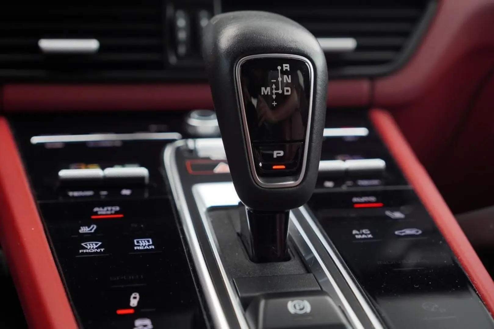 Cayenne Coupé 3.0   Pano   18-Voudig   NL Auto