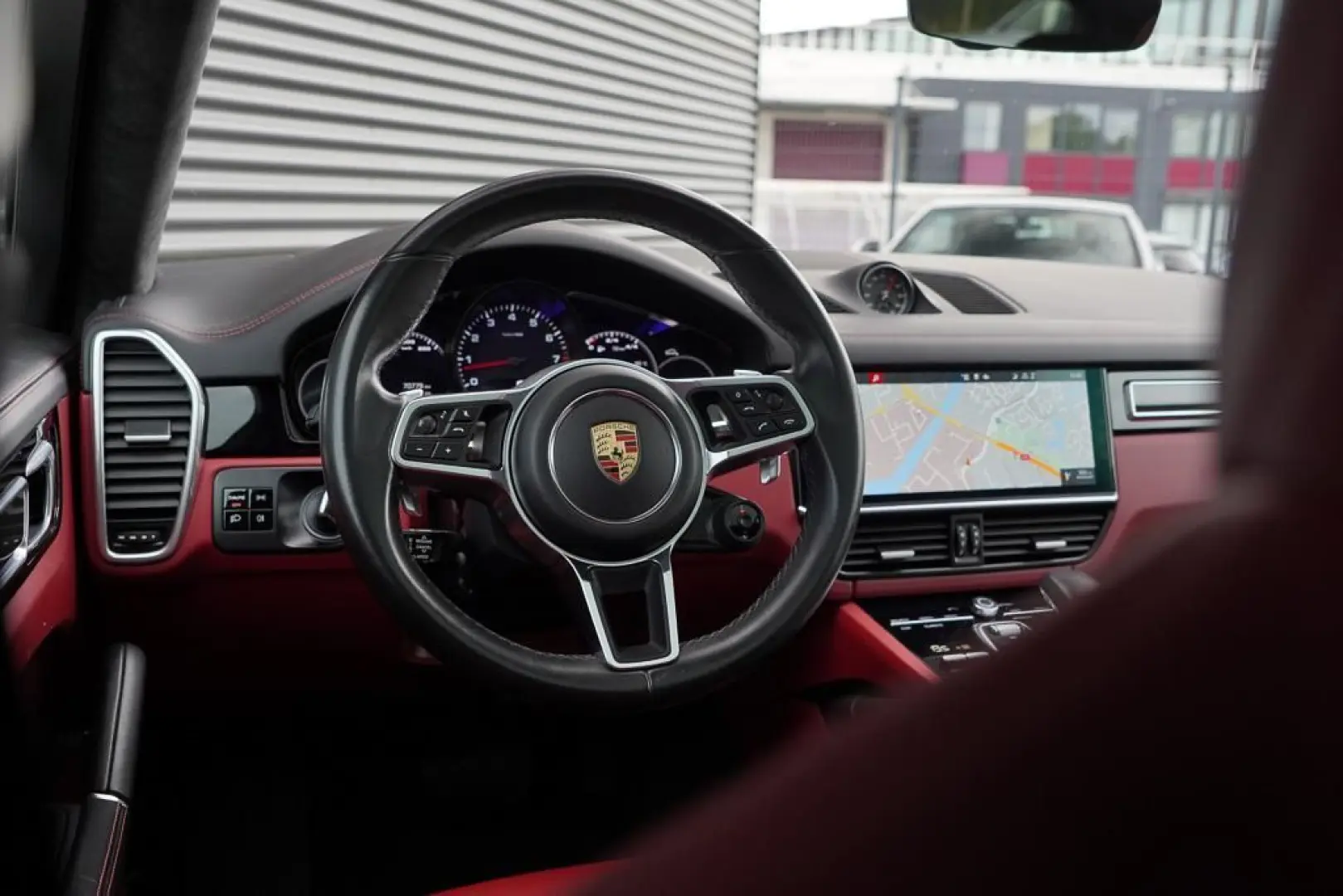 Cayenne Coupé 3.0   Pano   18-Voudig   NL Auto