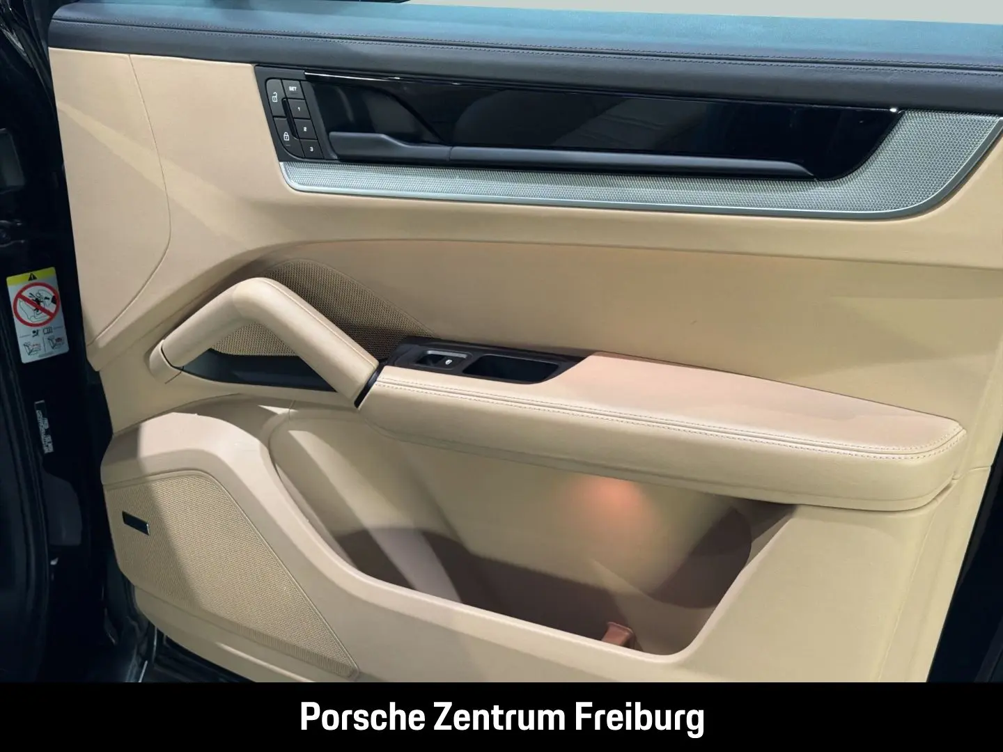 Cayenne E-Hybrid Coupe InnoDrive Head-Up BOSE