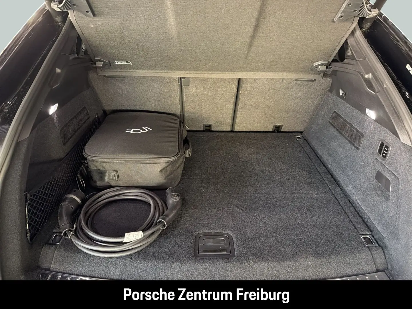 Cayenne E-Hybrid Coupe InnoDrive Head-Up BOSE