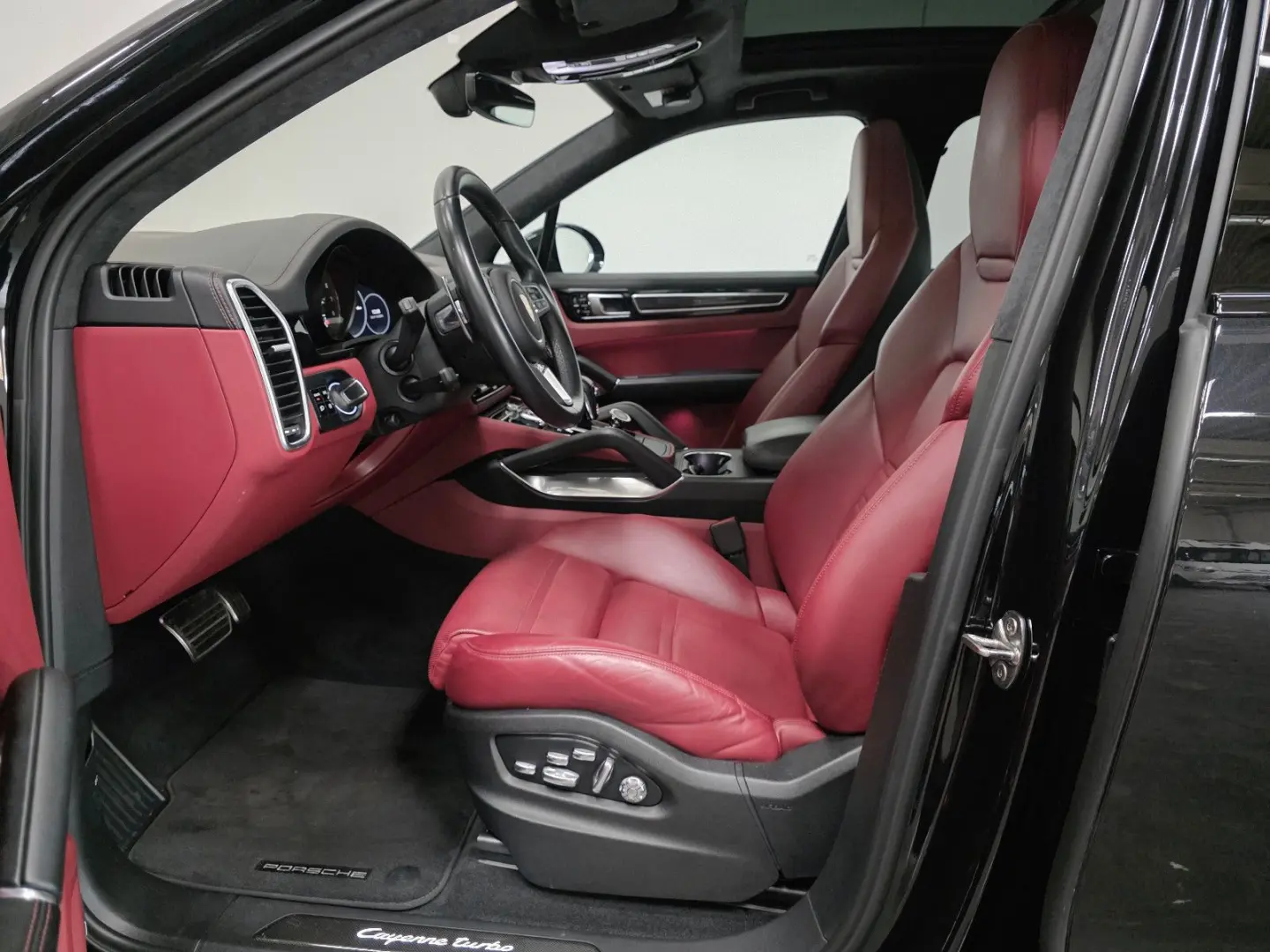 Cayenne Turbo Keramik Approved 4Rad 22 Zoll AHK