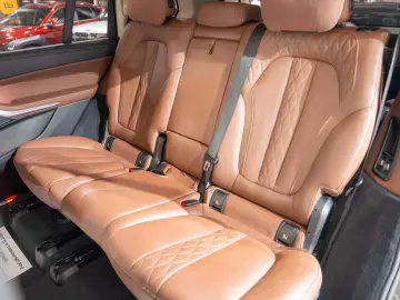 BMW X7 xDrive40i Sport-Automatic