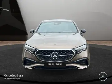 E 300 e AMG Advanced AHK NIGHT DISTR KEY 19  LED