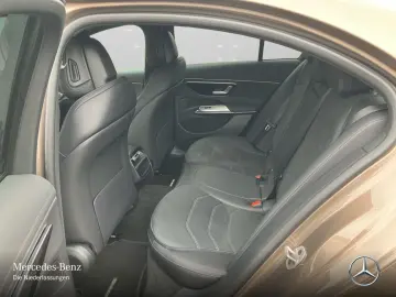 E 300 e AMG Advanced AHK NIGHT DISTR KEY 19  LED