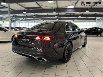 E 200 AMG 360  Keyless AHK 20Zoll Memory dLight