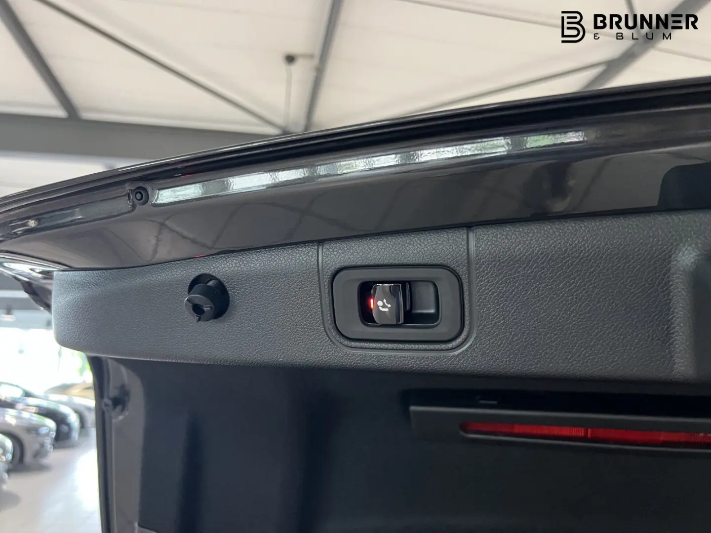 E 200 AMG 360  Keyless AHK 20Zoll Memory dLight