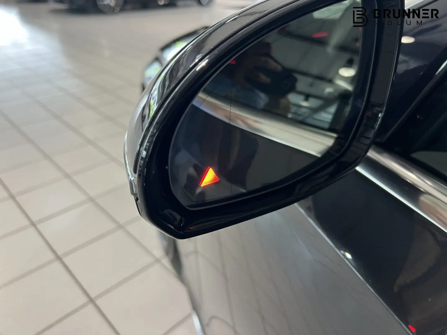 E 200 AMG 360  Keyless AHK 20Zoll Memory dLight