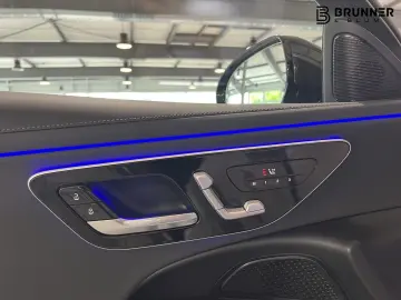 E 200 AMG 360  Keyless AHK 20Zoll Memory dLight