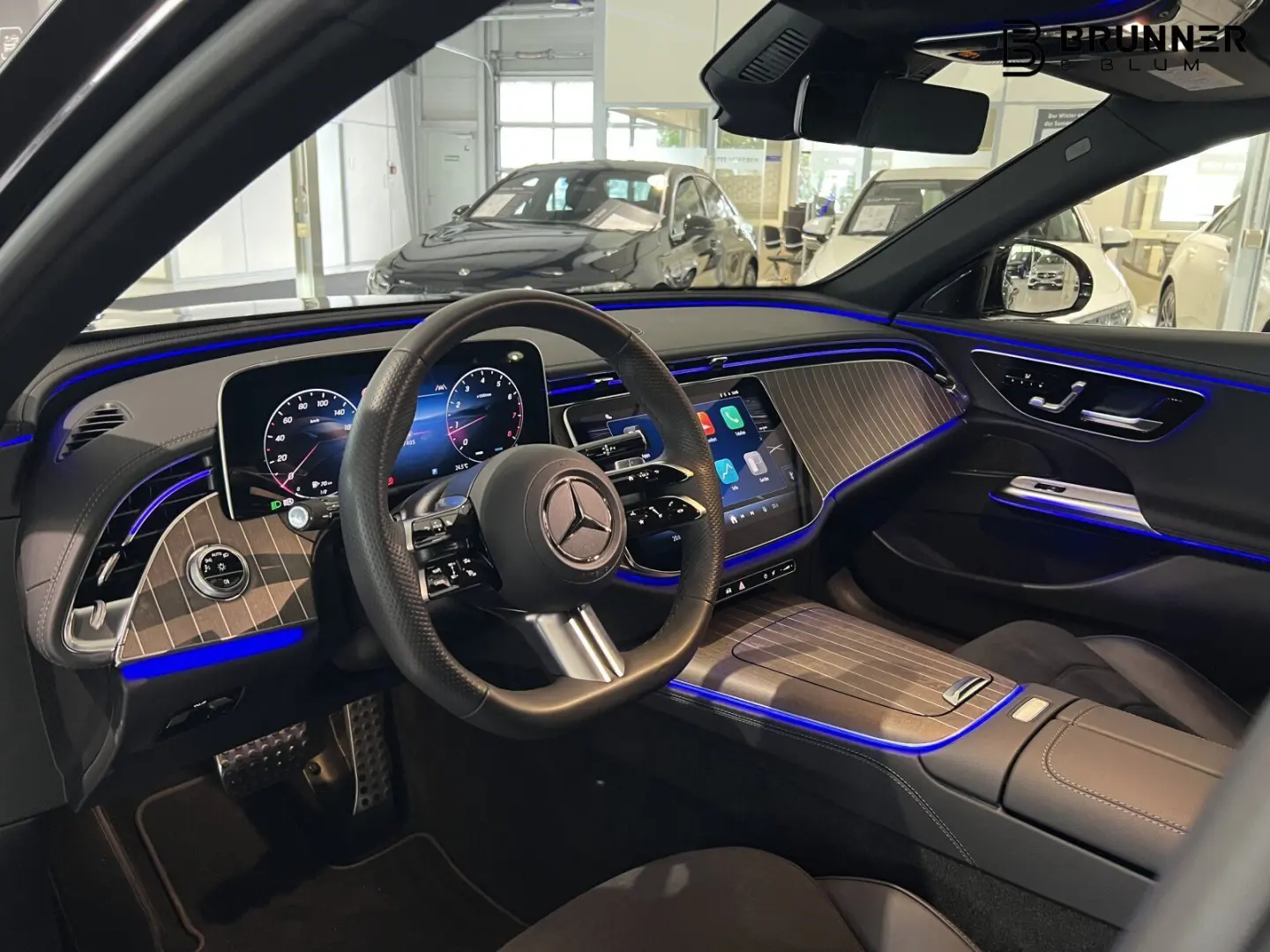 E 200 AMG 360  Keyless AHK 20Zoll Memory dLight