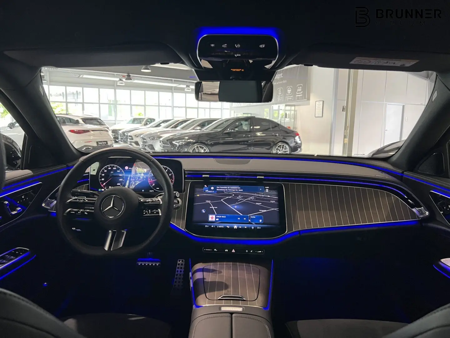 E 200 AMG 360  Keyless AHK 20Zoll Memory dLight