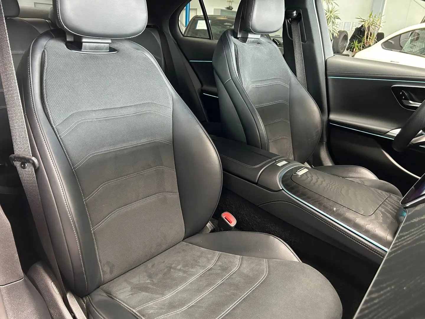 E 200 AMG ADVANCED  STANDHEIZUNG-DISTRONIC-360