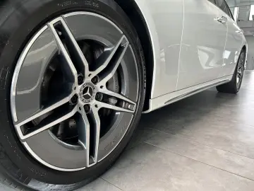 E 200 AMG ADVANCED  STANDHEIZUNG-DISTRONIC-360