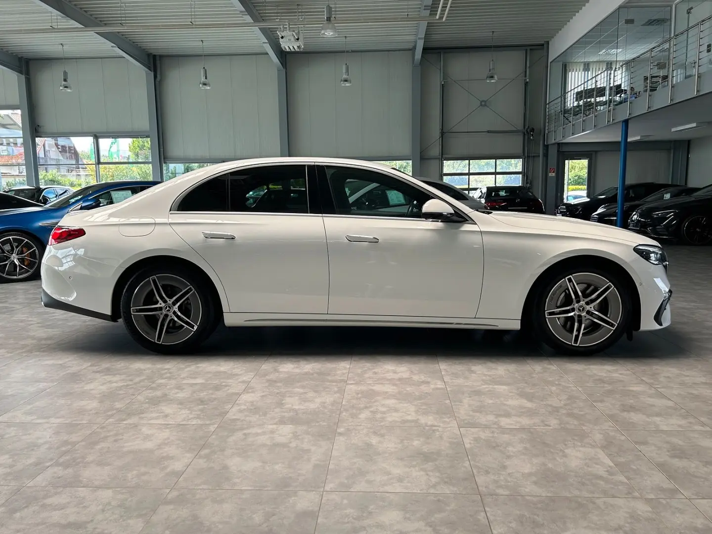 E 200 AMG ADVANCED  STANDHEIZUNG-DISTRONIC-360