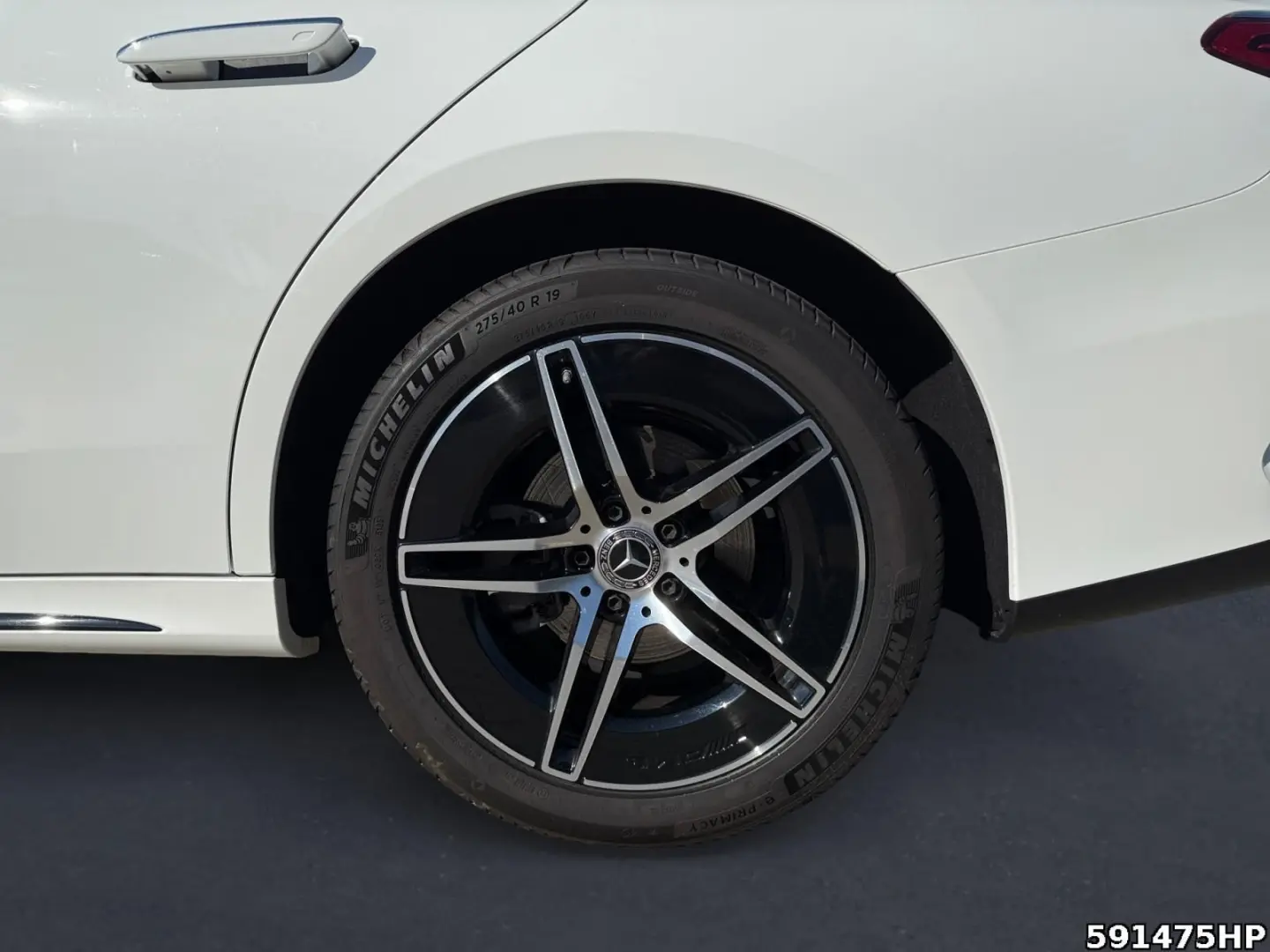 E 200 AMG Limousine  Superscreen Panoramadach