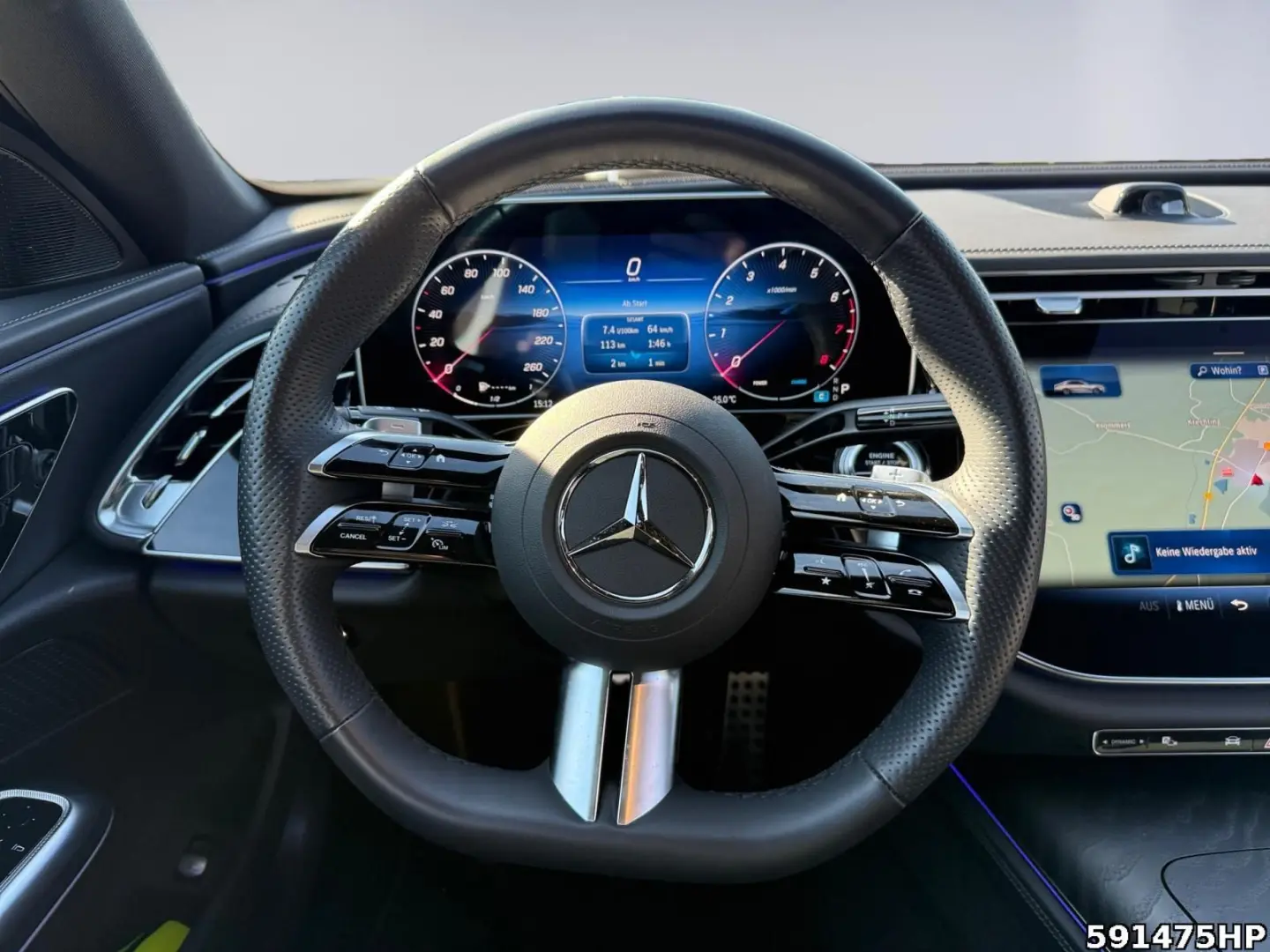 E 200 AMG Limousine  Superscreen Panoramadach