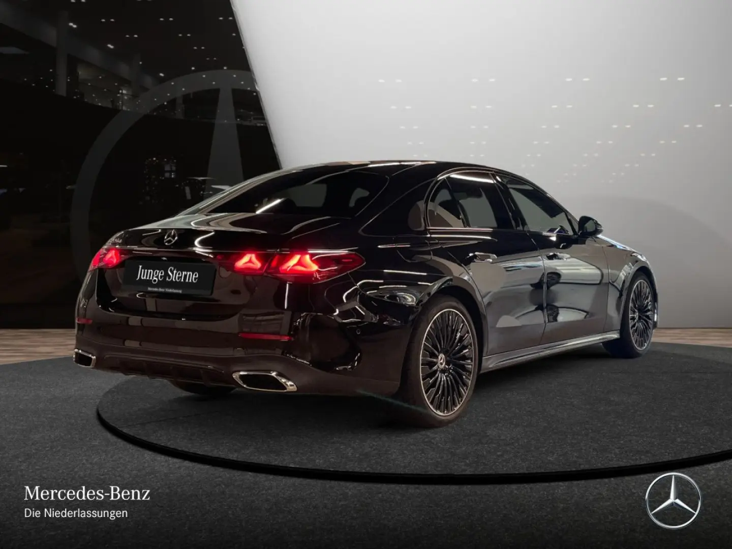 E 220 d AMG Adv. NIGHT Bur4D 20  LED DISTRONIC