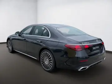 E 300 de AMG-ADV AHK LED DISTRONIC KAMERA SHZ