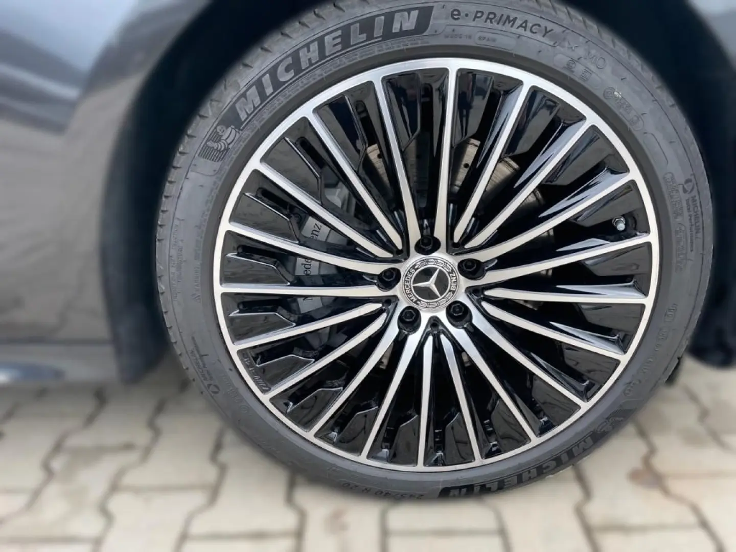 E 300 de AMG-ADV AHK LED DISTRONIC KAMERA SHZ