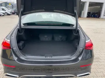 E 300 de AMG-ADV AHK LED DISTRONIC KAMERA SHZ