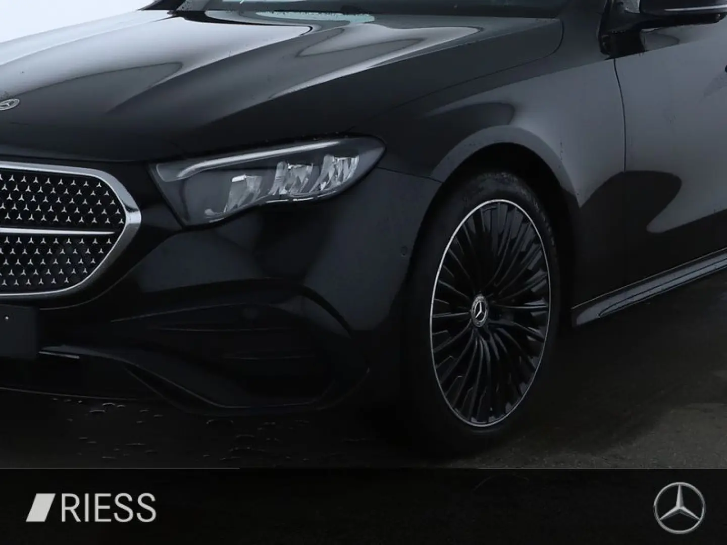 E 300 de Limo AMG Sport Night Distr LED Ambi 20'