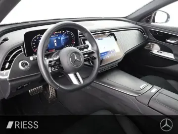 E 300 de Limo AMG Sport Night Distr LED Ambi 20'