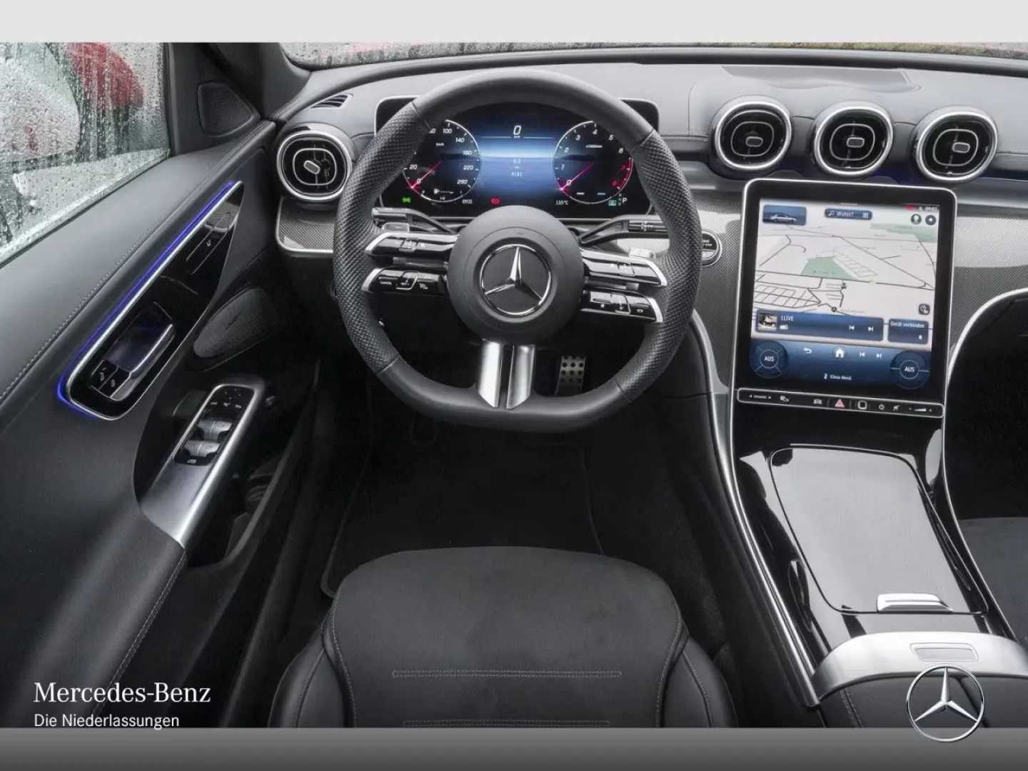 Mercedes-Benz C 200 AMG Avansat LED Kamera