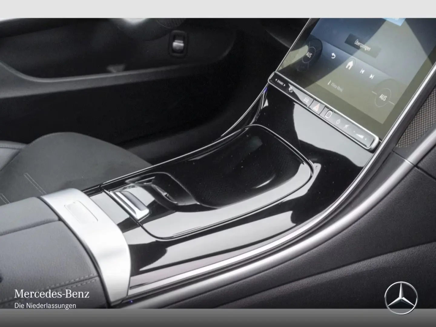 Mercedes-Benz C 200 AMG Avansat LED Kamera