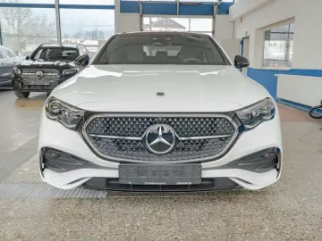 E 200 AMG-Sport DIGITAL Pano Burm Night Distr 19