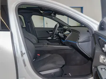 E 200 AMG-Sport DIGITAL Pano Burm Night Distr 19