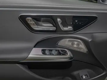 E 200 AMG-Sport DIGITAL Pano Burm Night Distr 19