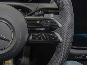 E 200 AMG-Sport DIGITAL Pano Burm Night Distr 19