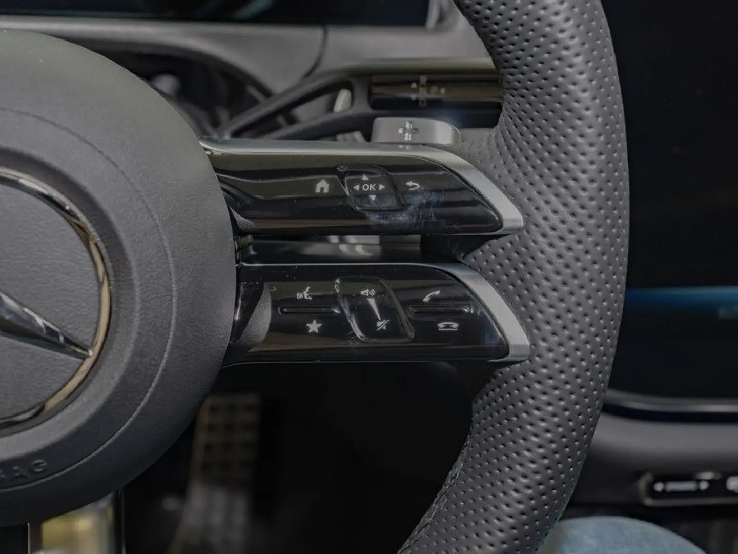 E 200 AMG-Sport DIGITAL Pano Burm Night Distr 19