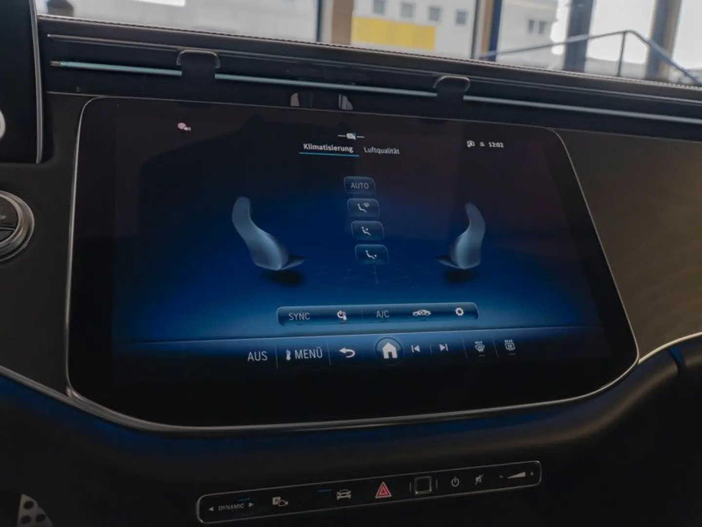 E 200 AMG-Sport DIGITAL Pano Burm Night Distr 19