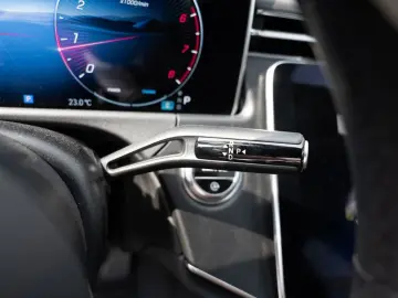 E 450 4M AMG-Sport DIGITAL 360 Pano Distr 19'