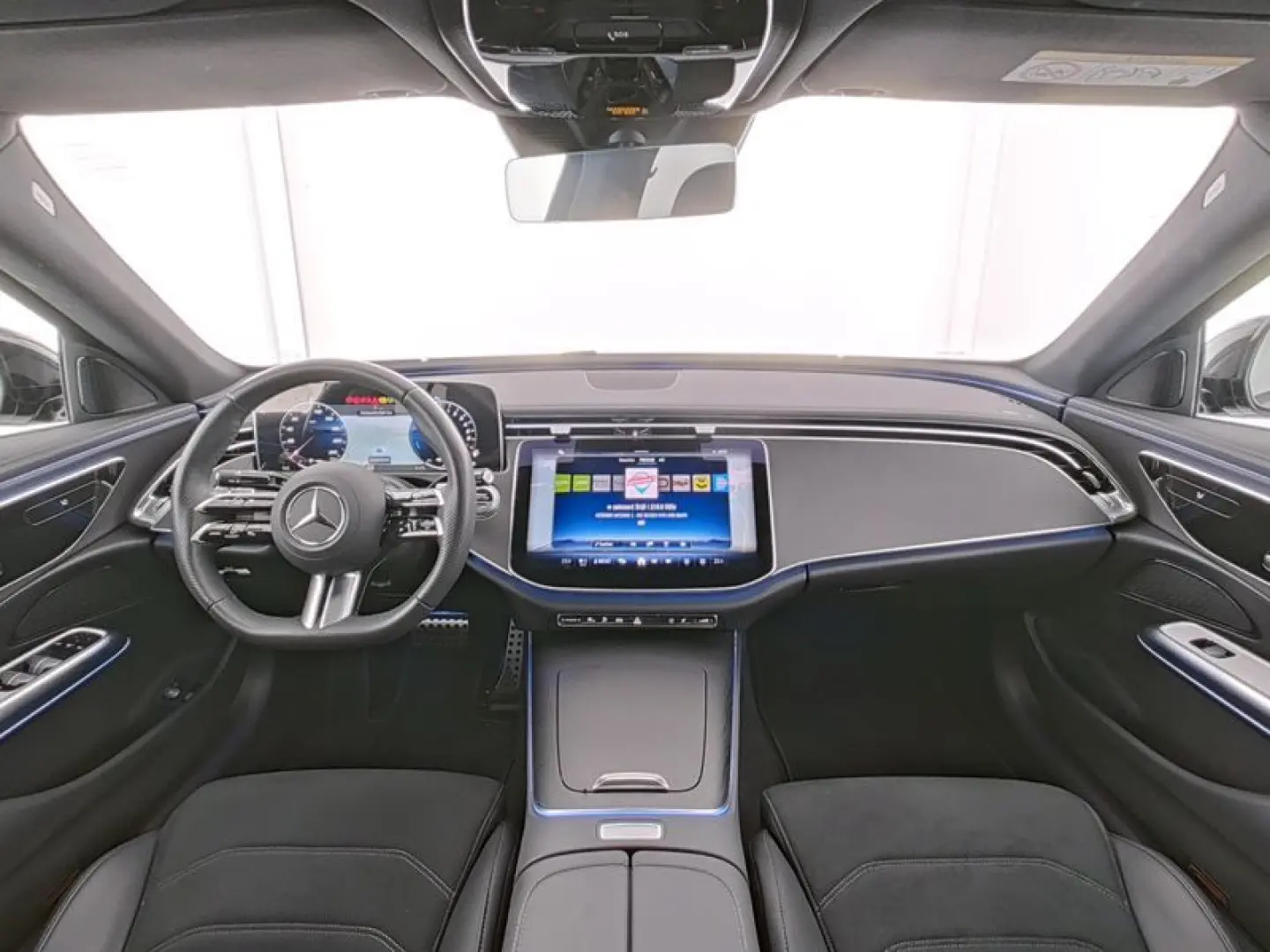 E 300 e AMG-Sport Pano Night Distr Keyl Totw 19'