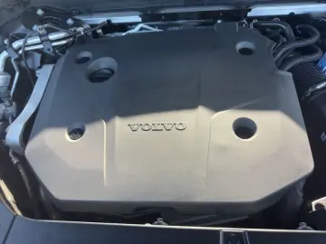 XC90 B5 AWD Plus-Bright