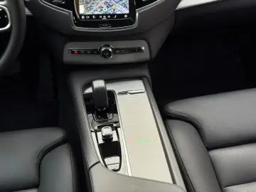 XC90 T8 AWD Plus Bright