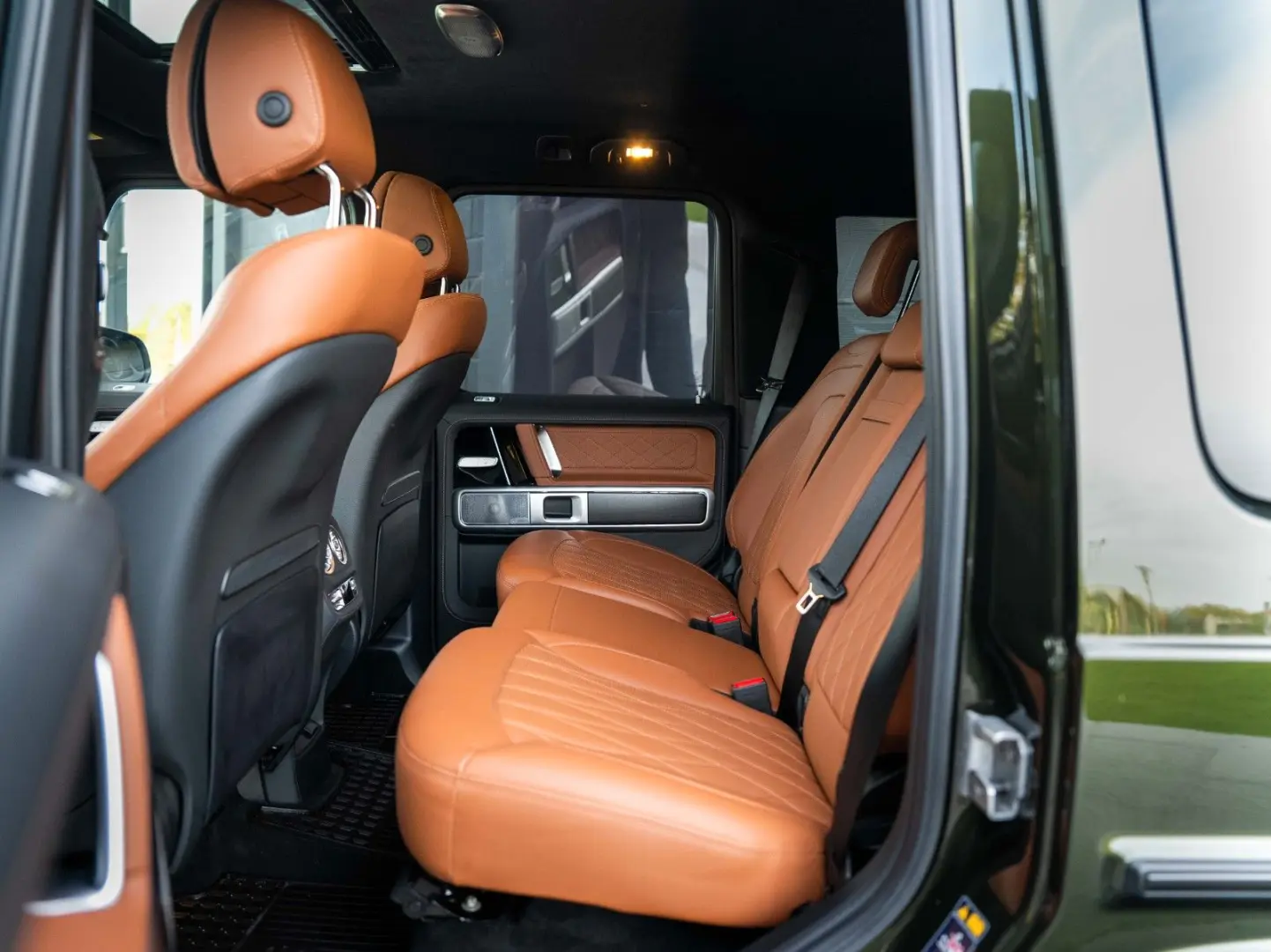 G 63 AMG  MY25 MANUFAKTUR WOODFLOOR AHK