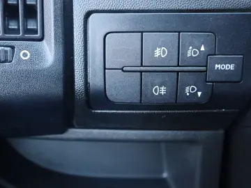 Peugeot Boxer 2.0 130 HP L2H2 cu 7 locuri