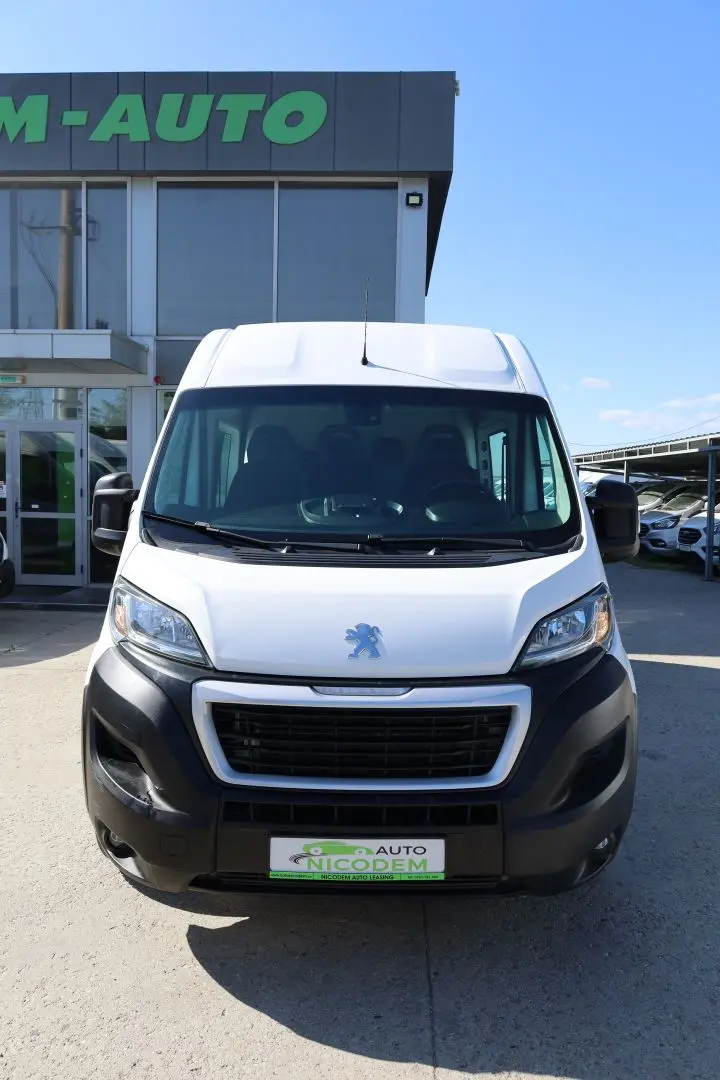 Peugeot Boxer 2.0 130 HP L2H2 cu 7 locuri