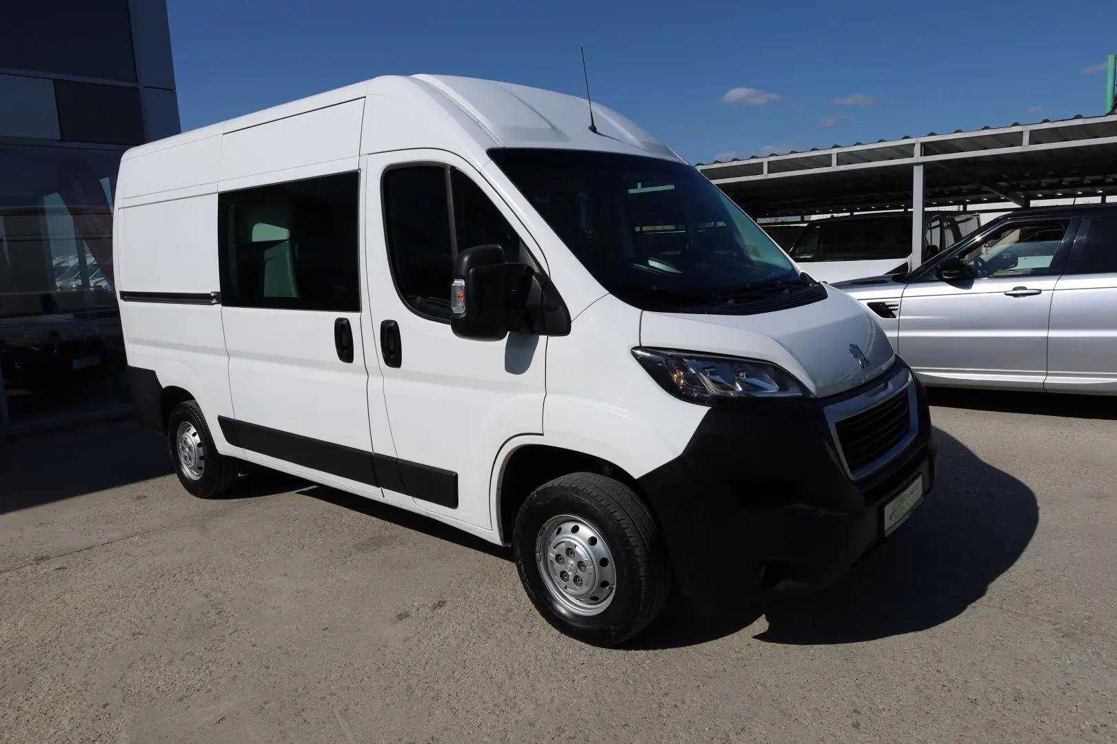Peugeot Boxer 2.0 130 HP L2H2 cu 7 locuri