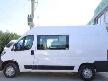 Peugeot Boxer 2.0 130 HP L2H2 cu 7 locuri