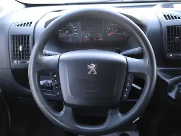 Peugeot Boxer 2.0 130 HP L2H2 cu 7 locuri